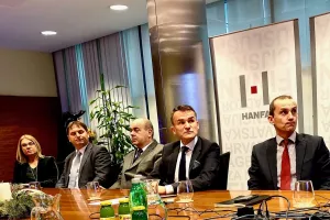 Žigman: Dobrovoljni mirovinski fondovi rastu, a životna osiguranja padaju