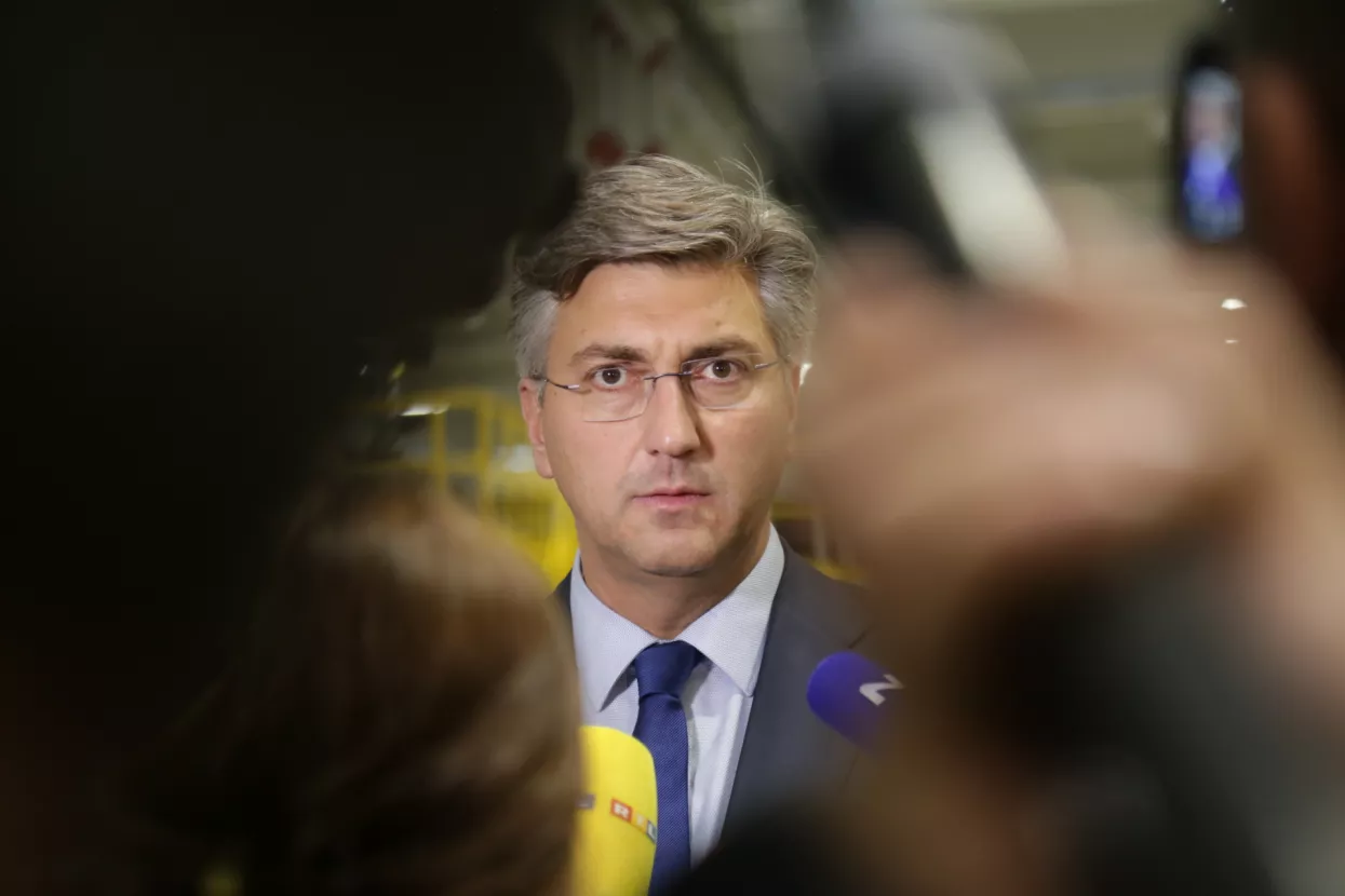 NAJDOGAĐAJ GODINE: Premijer Plenković rije&scaron;io se opasnih ministara
