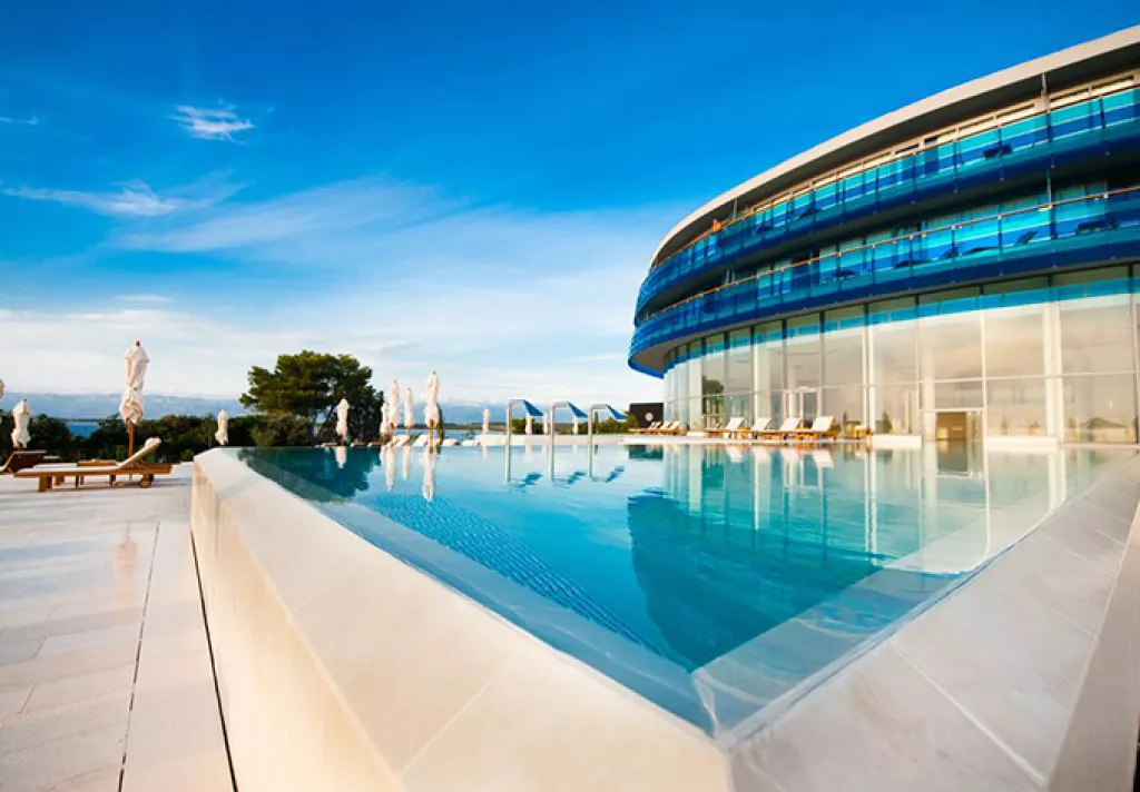 TOP 5 savr&scaron;enih poklona za poslovne partnere