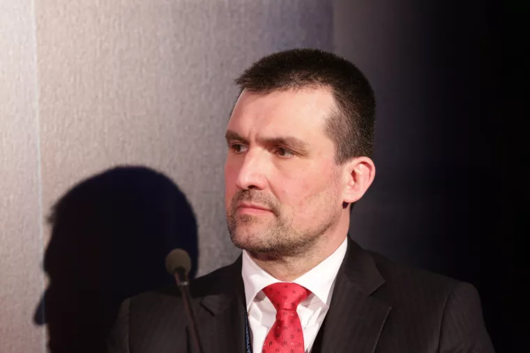 Evo čime su se do sada u životu bavila tri člana uprave Zabe koja su dali ostavke&nbsp;