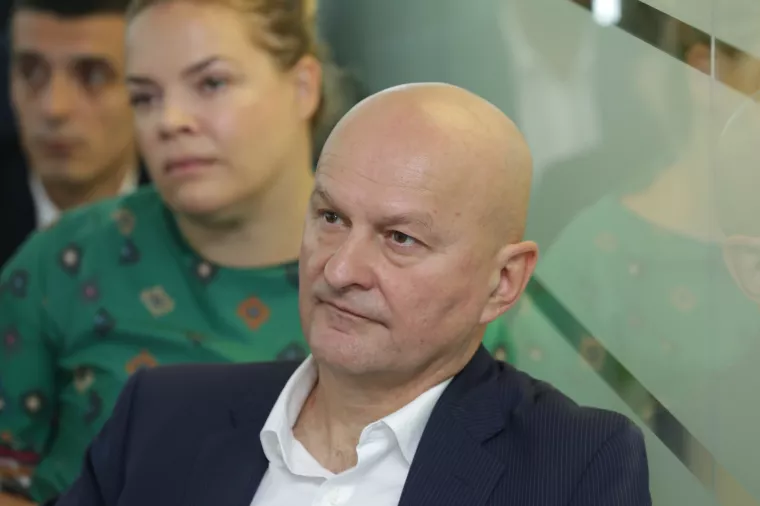 Priča o M+ Grupi - Kako su nagovorili &#39;mirovince&#39; da ulože 93 milijuna kuna u &#39;call centre&#39;