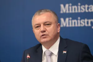 Ministar Horvat: Gospodarstvo nije stalo, ne otpuštajte, korona-kriza neće dugo trajati