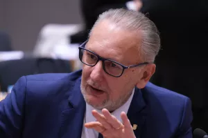 Vijeće za elektroničke medije: Ne obustavljajte oglase u medijima, a Božinović promijenio izjavu