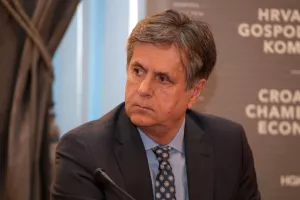 Novotny: Država mora srezati rashodovnu stranu proračuna za trećinu! To je jedina mjera za spas gospodarstva.