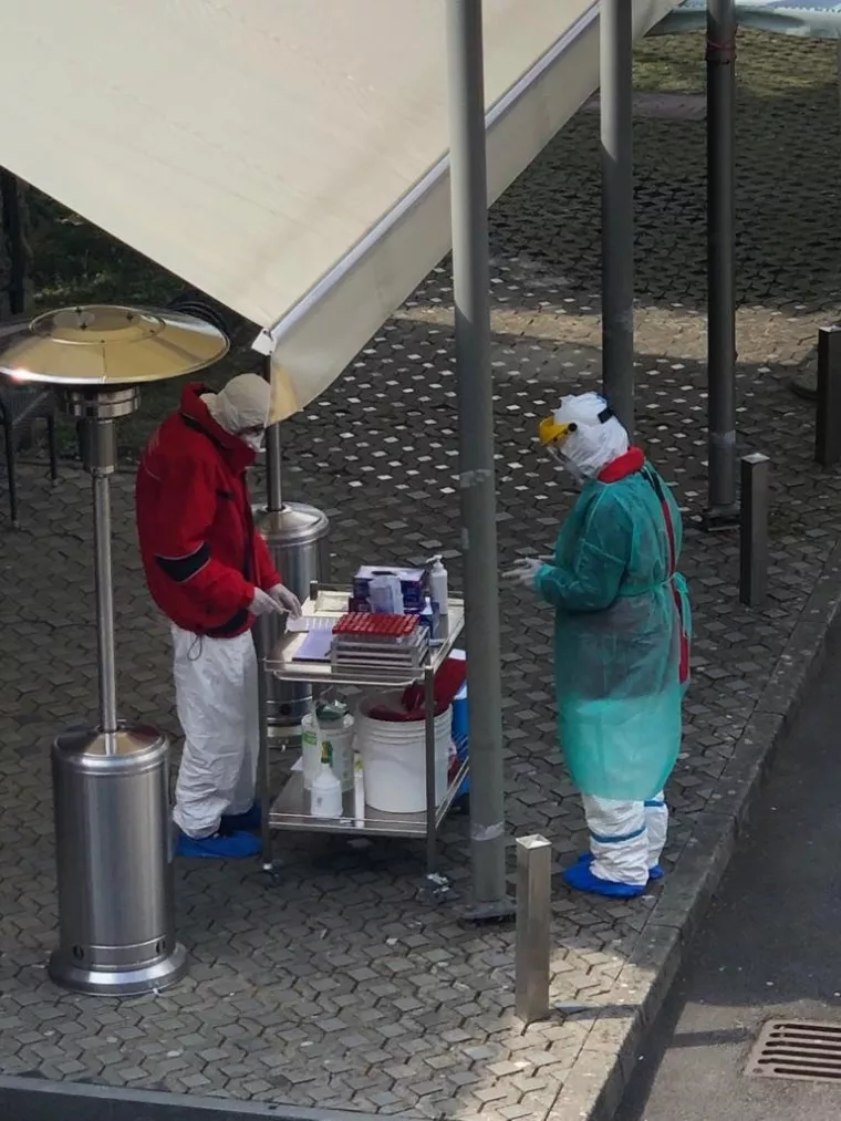 NZZJZ Dr. Andrija &Scaron;tampar prvi u Hrvatskoj uveo 'drive in' testiranje na koronavirus