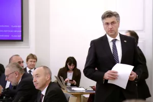 Plenković: Stati ćemo iza radnika i gospodarstvenika,&nbsp;traže se što povoljniji izvori financiranja
