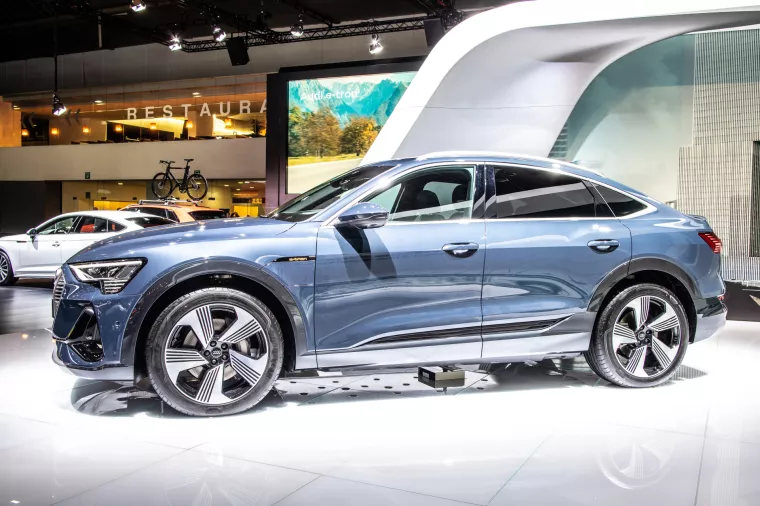 [VIDEO] Audi e-tron sportback: Stiže ovog proljeća i &#39;napada&#39; Jaguar I-Pace