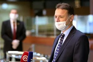 Danas u Hrvatskoj: Sabor o roku trajanja osobnih dokumenata...