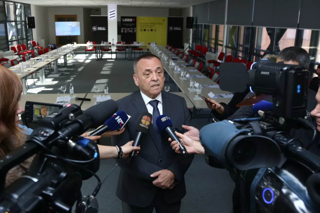 Lokalni koronapaketi (3): Osijek daje&nbsp;1000 kuna po zaposlenome, Požega i Belišće smanjuju prirez...