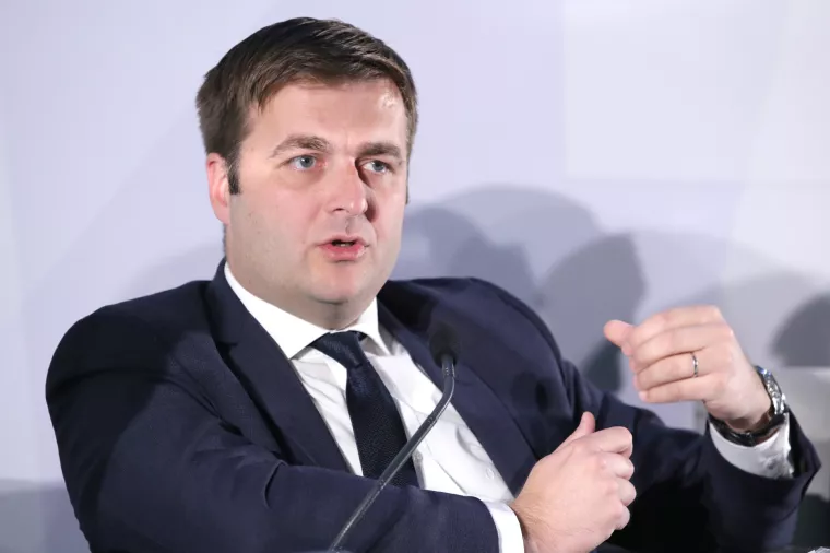 K(o)ronologija popuštanja s pripremama za izbore &nbsp;