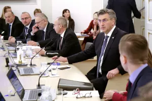 Danas u Hrvatskoj: Vlada na sjednici o Nacionalnom programu reformi 2020....