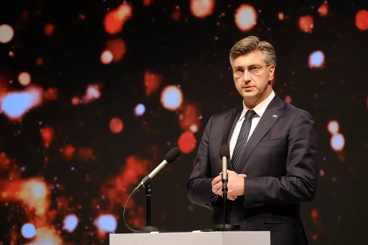 Višnja Starešina: Novi val ustaša i partizana opet će braniti jednopartijsko višestranačje