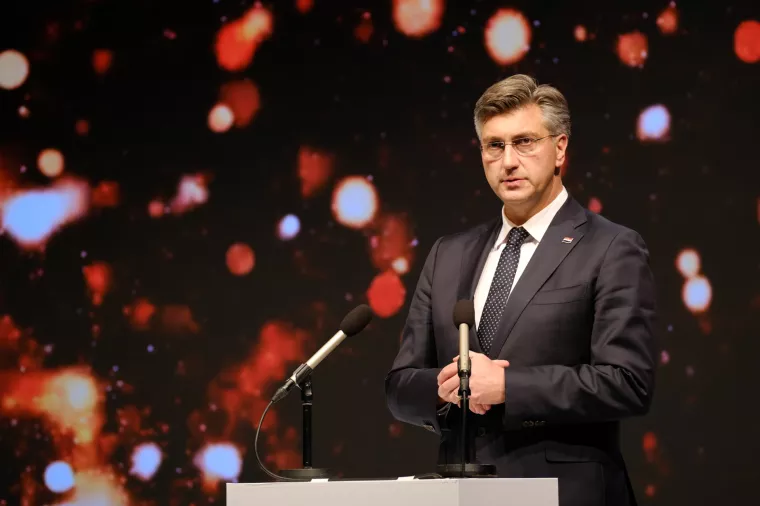 Višnja Starešina: Novi val ustaša i partizana opet će braniti jednopartijsko višestranačje