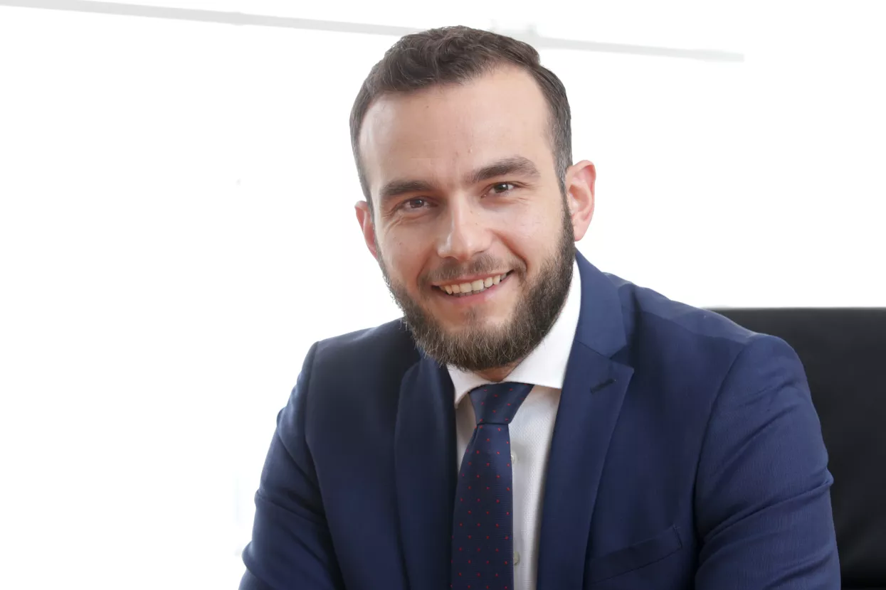 Nova pravila: ČETIRI sektora mogu dobiti pomoć, pad prihoda od 50 posto, nema isplate dividende do 2021.