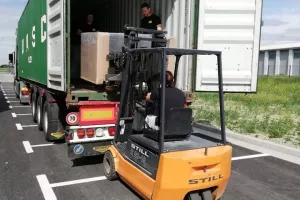 Vrijeme je da se počnu brojiti šleperi s robom za izvoz - evo 12 kontejnera odlazi u SAD