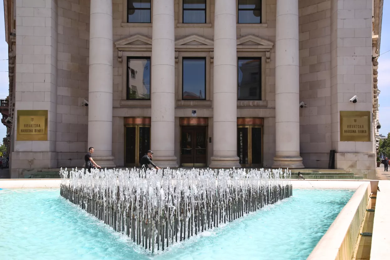 Zbog koronakrize pale međunarodne pričuve HNB-a