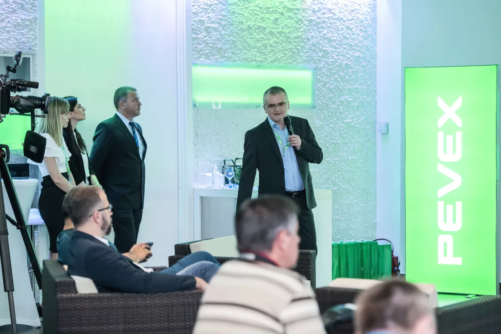 Upisom u sudski registar zavr&scaron;io rebrending Pevexa