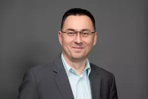 Combis za 400 zaposlenika službeno uveo mobilni način rada