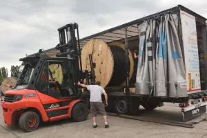 Brojimo šlepere s robom za izvoz: Elka samo u lipnju isporučila čak 100 kamiona prepunih robe!