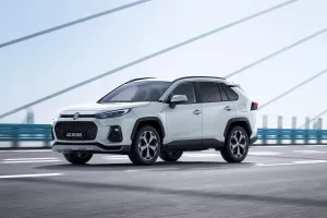 [VIDEO] Robusni hibridni SUV prvi je plod suradnje između Toyote i Suzukija