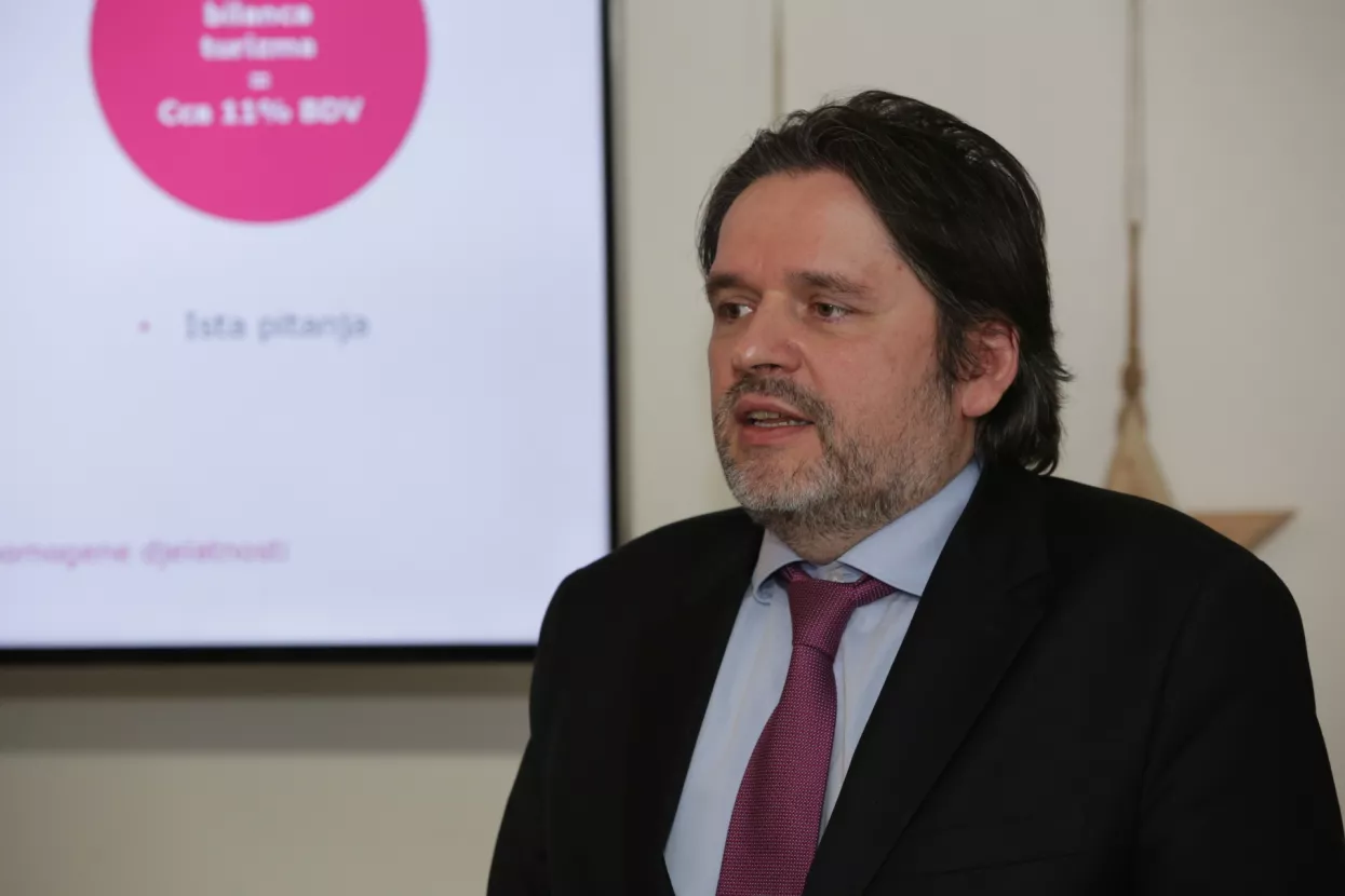 &Scaron;onje: Ovaj tečaj određen za ulaz u ERM II ne bi trebao 'tro&scaron;iti' rezerve HNB-a, ali..