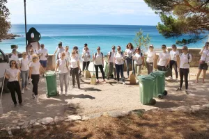 Zaposlenici HEP Opskrbe uredili okoliš park šume Dražica na Krku