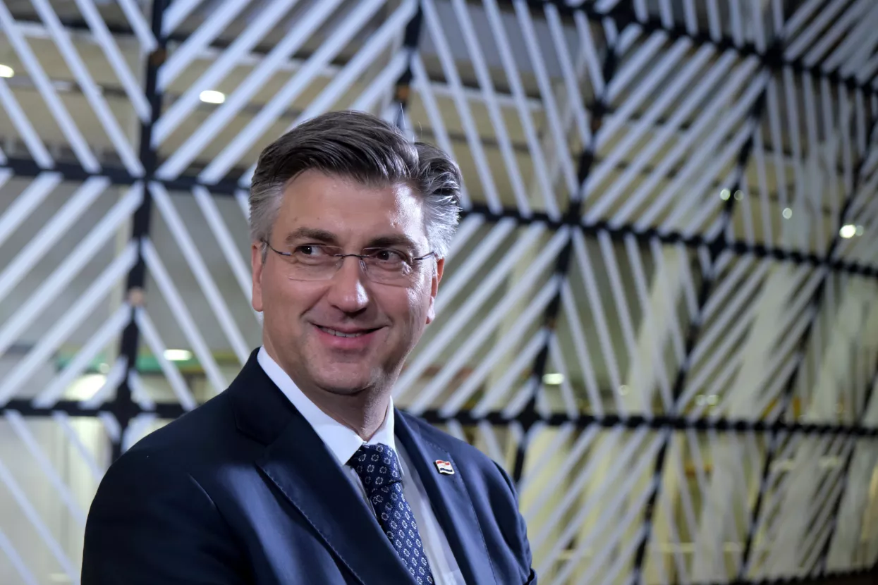 Plenković predstavio novu Vladu: 18 članova, četiri potpredsjednika i nova ministarska imena