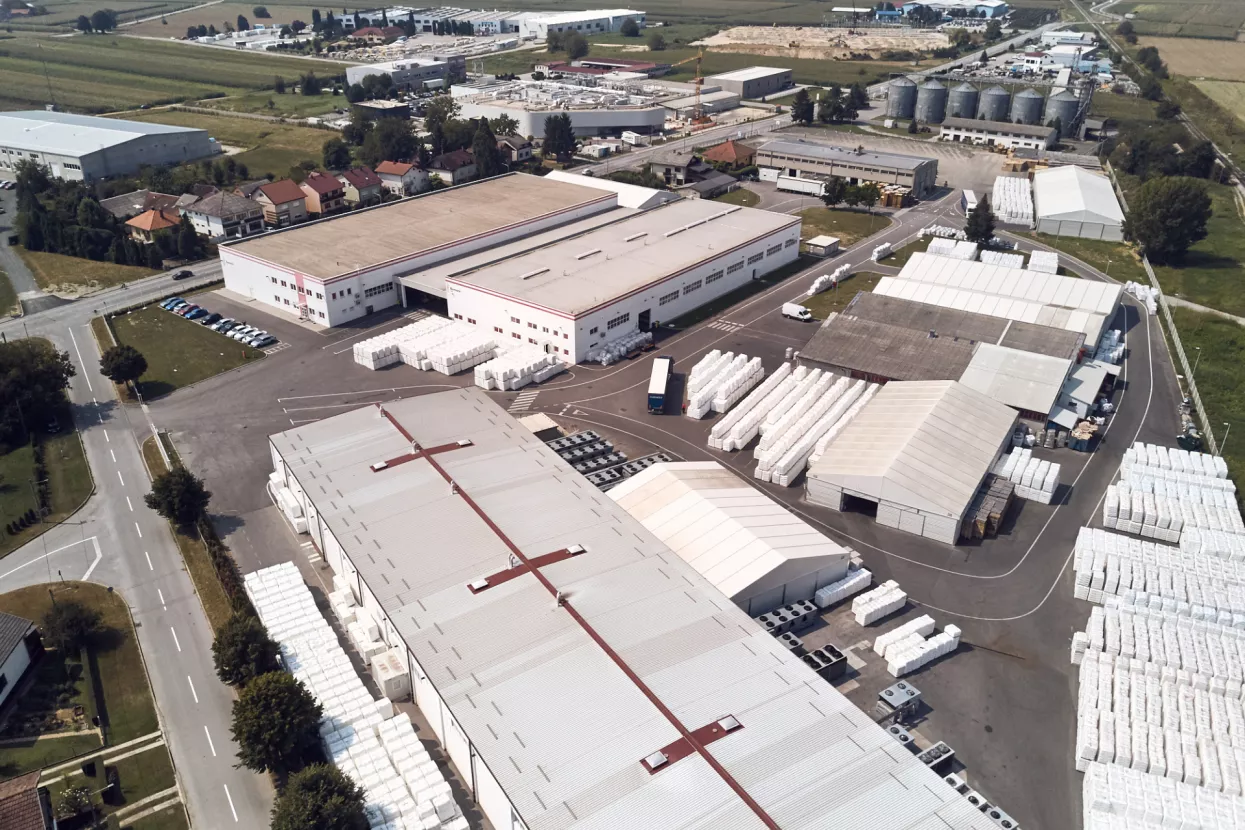 Brojimo šlepere (17): Bomark Pak dnevno pošalje 10 kamiona punih robe u izvoz