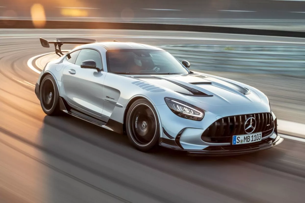 [VIDEO] AMG GT BLACK SERIES - S motorom V8 ovo je najmoćniji Mercedes dana&scaron;njice na cesti