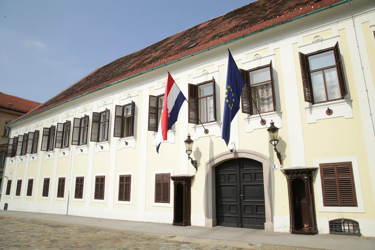 Čak 13 ministara i jedan državni tajnik pi&scaron;u plan oporavka, a nitko ne pita realni sektor &scaron;to im treba