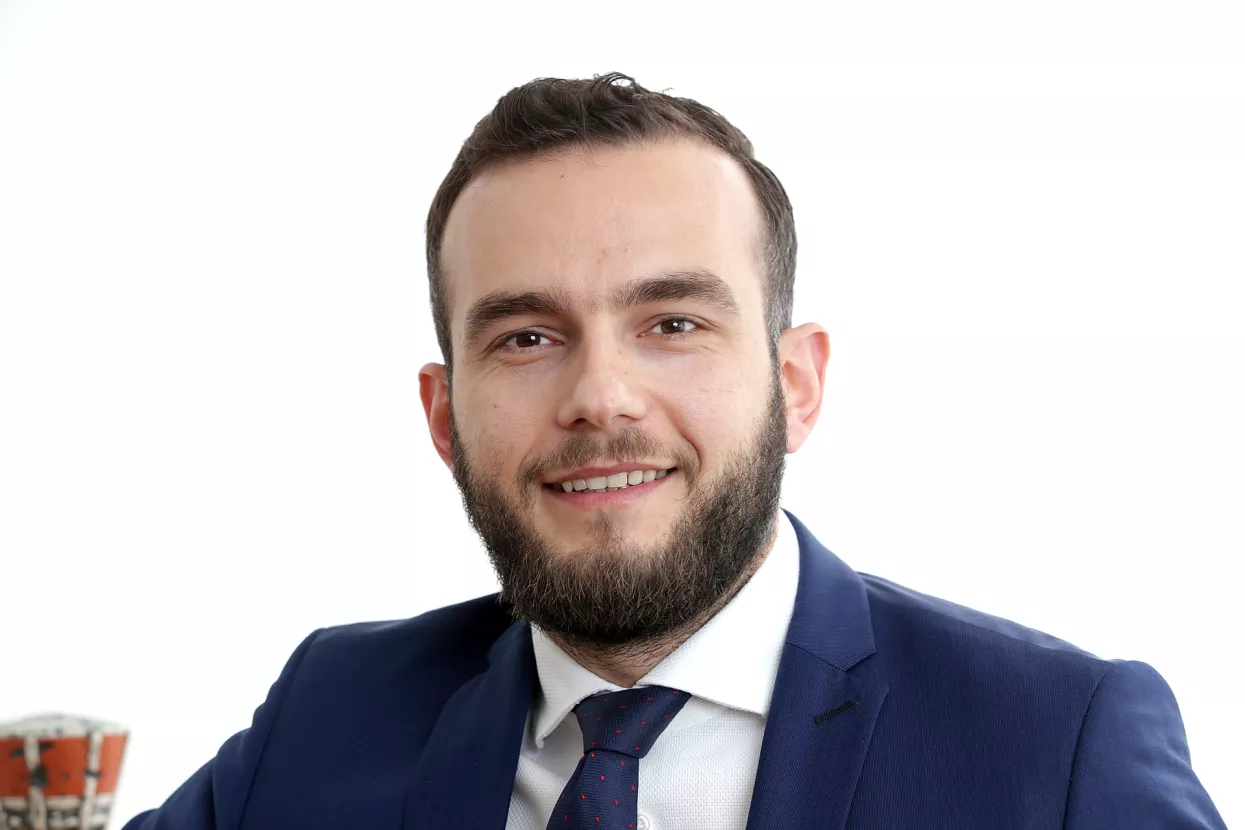 Aladrović: Mjere pomoći gospodarstvu financirat će EU fondovi, HZZ u ponedjeljak donosi novu odluku