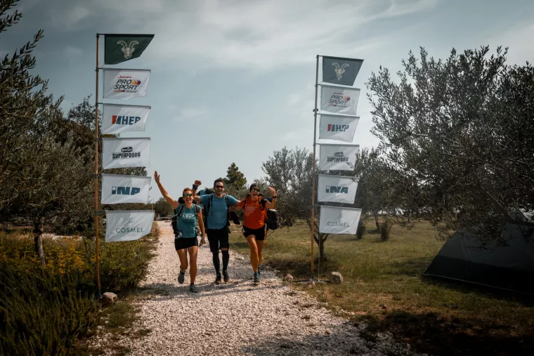 Najveća planinarska avantura HIGHLANDER Velebit odvela sudionike s planine na more