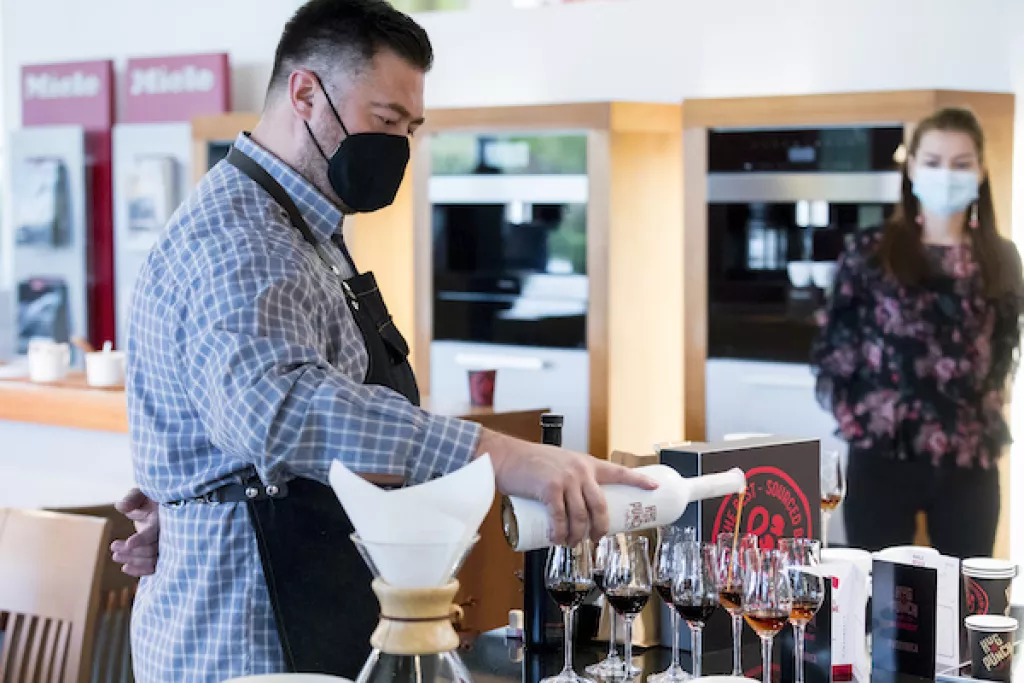 JRE kulinarski masterclass: Čak 70% ispijene kave na svijetu priprema se filter metodom