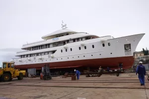 Dva hrvatska brodogradilišta grade šest brodica hitne pomorske medicinske službe