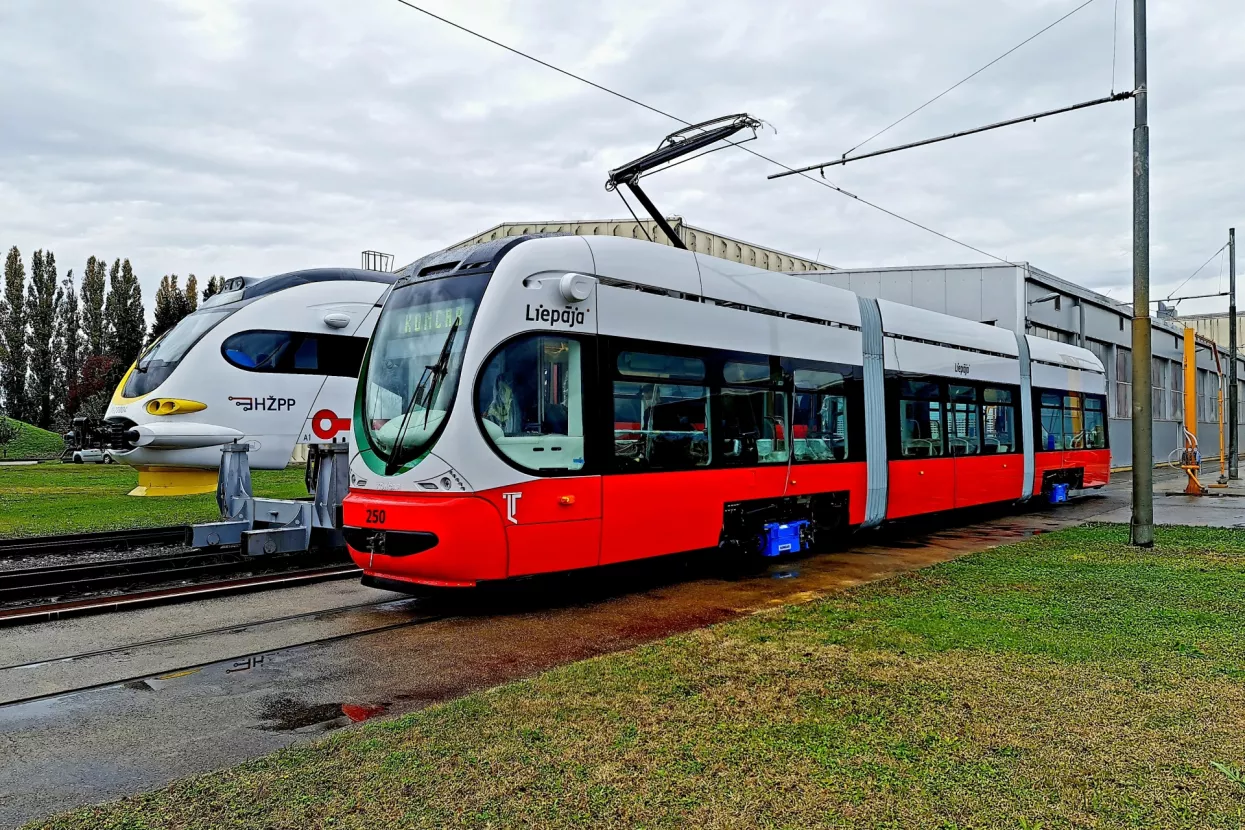 Končarev tramvaj za Latviju testira se na zagrebačkim prugama