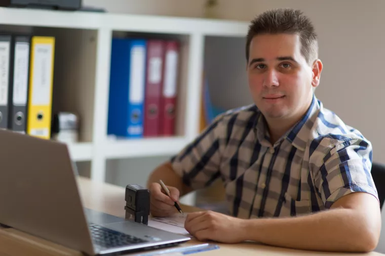 Dosad ste na leasing mogli kupiti auto, a sada i vlastiti webshop