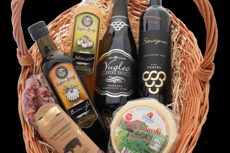Poklon paketi Vuglec Breg - odličan odabir za blagdansko darivanje poslovnih partnera