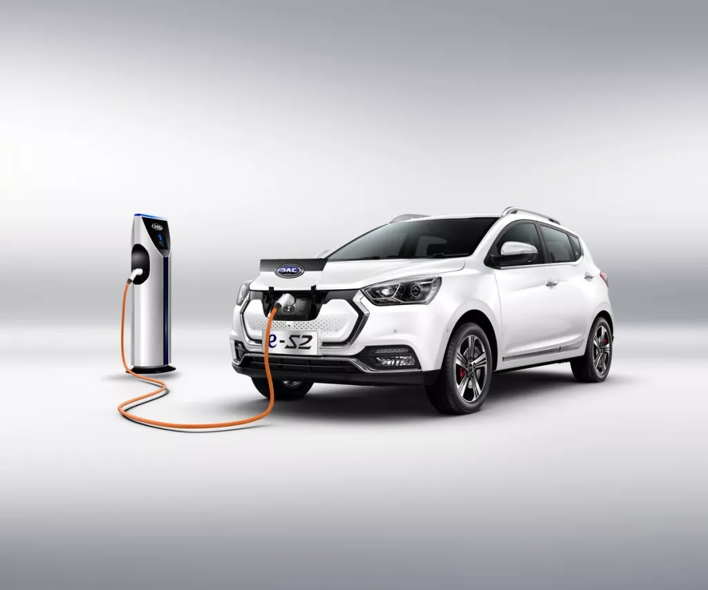 [VIDEO] JAC E-S2 - Električni kinez na hrvatskim cestama