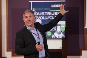 [HRVATSKI SWOT] Ernest Vlačić: Novac iz EU blagoslov je, ali bi mogao postati prokletstvo