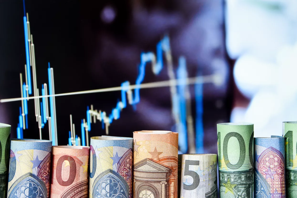 CRODUX I APIOS - U svega nekoliko dana oba su prodana, a zbrojeni prihod im je 6,5 milijardi kuna!