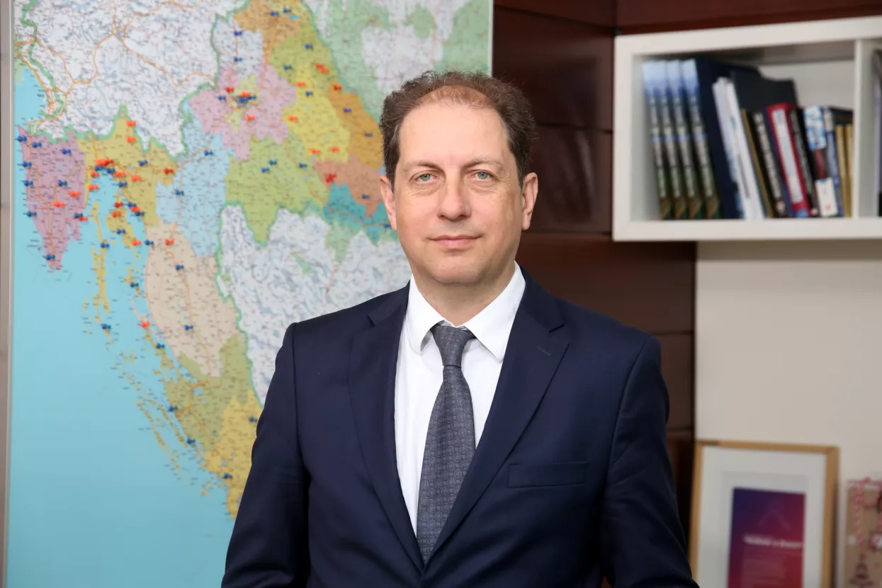 Erste banci potvrđen rejting BBB+, uz stabilne izglede