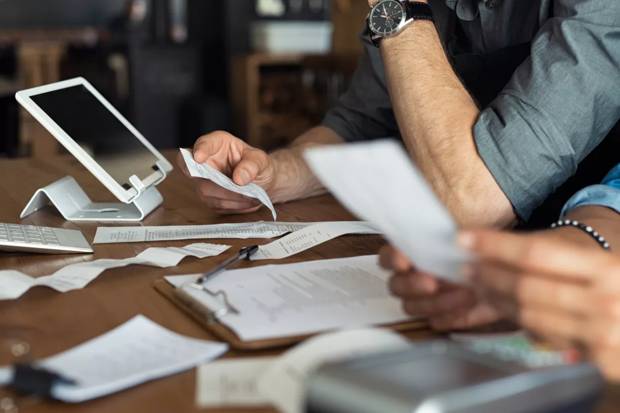 Vodič za SME i velike tvrtke: Kako optimizirati financijsko poslovanje