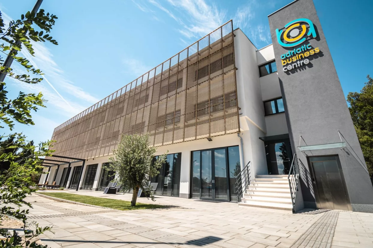 Procvat šibenskih hubova