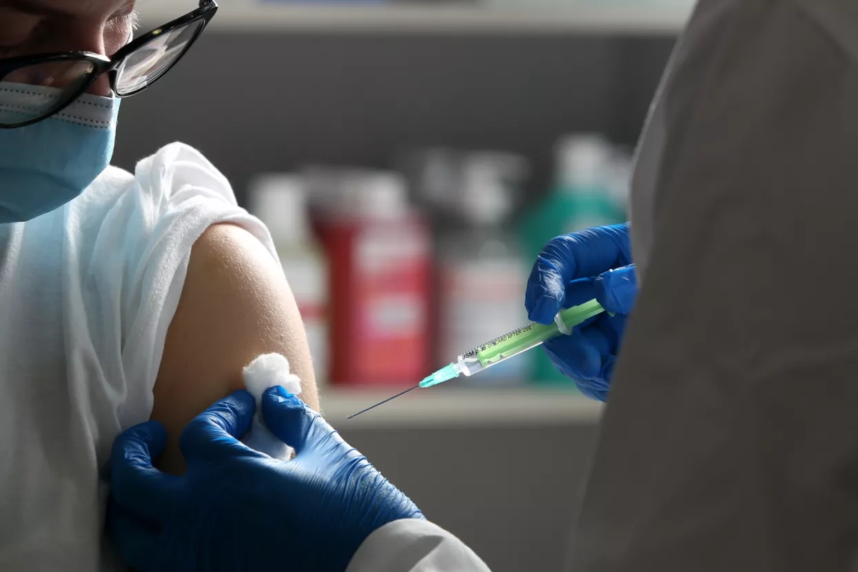 Poduzetnici: Neka nam država omogući da sami platimo cjepivo za svoje radnike koji rade u inozemstvu