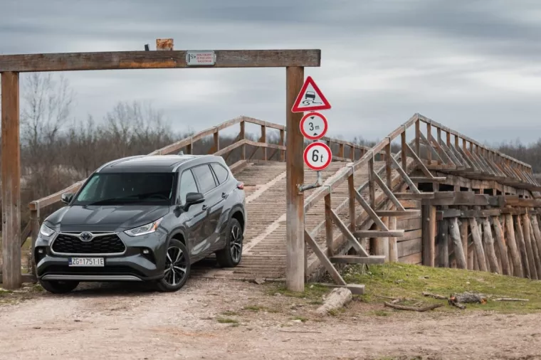 [VIDEO] Najveći SUV iz japanske tvornice prvi put u Hrvatskoj