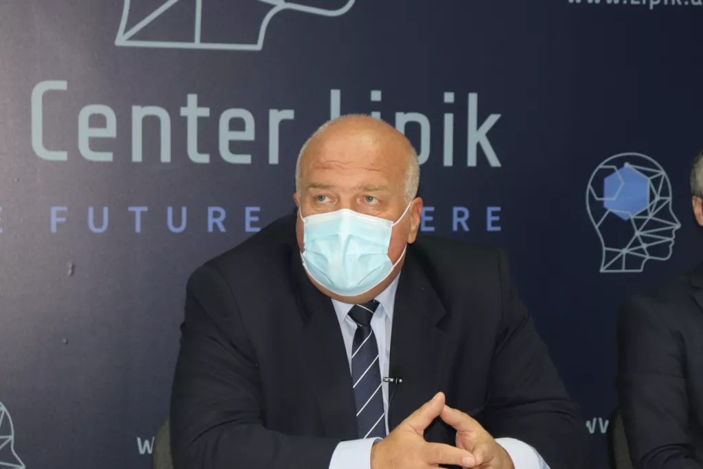 Planirate li otvoriti radna mjesta za AI programere, kandidate ovog tečaja držite na oku