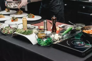 Dobavljači HoReCa kanala pune skladišta kao da će turizam eksplodirati