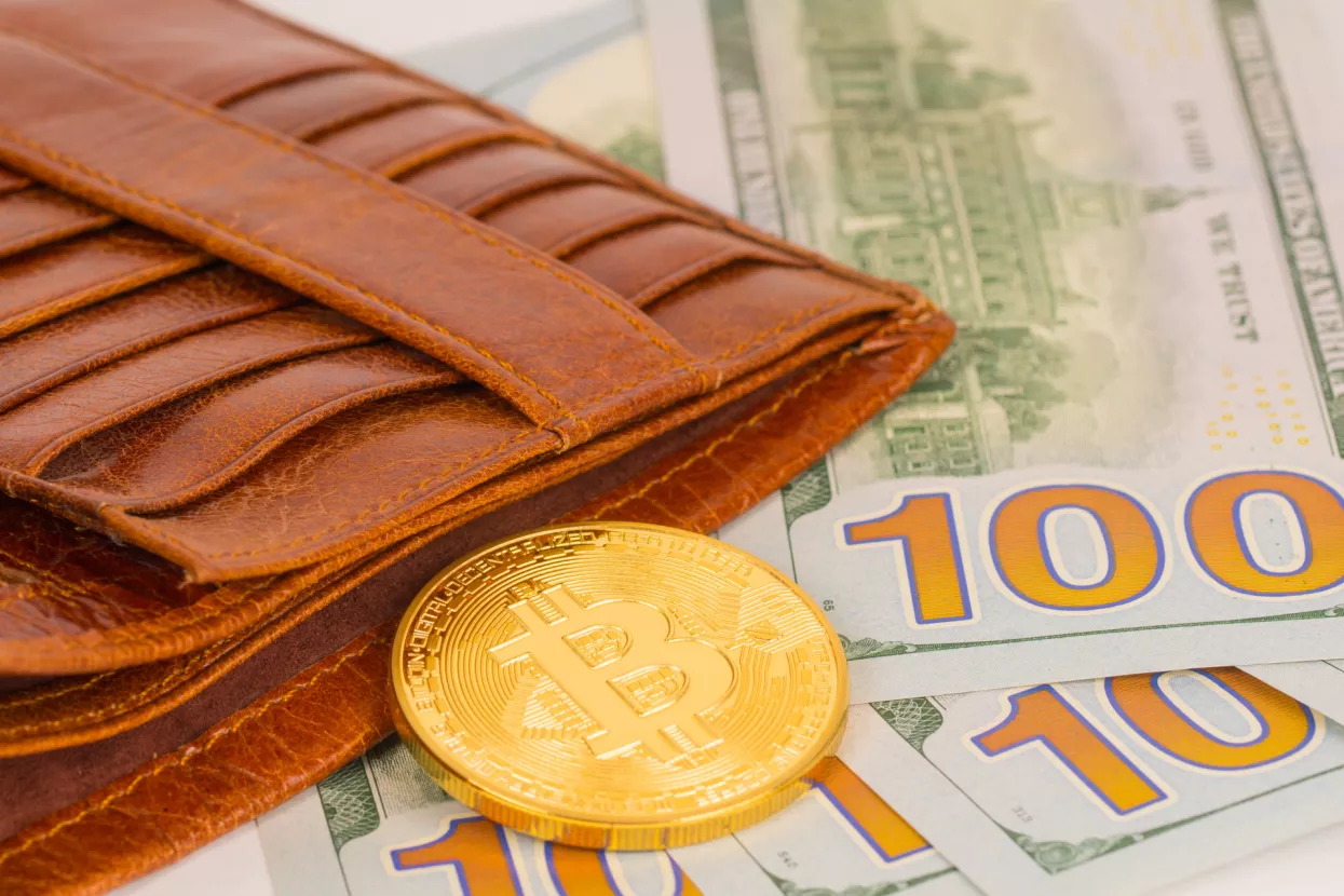 MicroStrategy postaje prva američka kompanija koja svojim direktorima isplaćuje plaću u bitcoinu