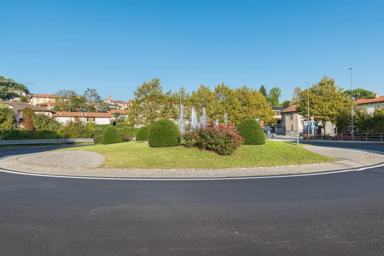 Miodrag Šajatović: Ne stvara dodanu vrijednost kružni tok s cvjetnjakom u sredini