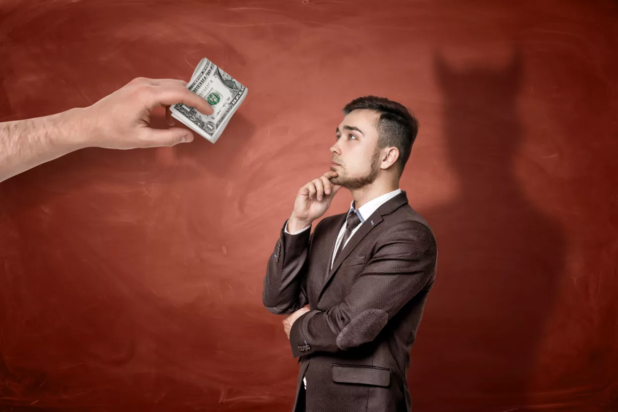 Edis Felić: Novac vrti ondje gdje ni Bog ne može